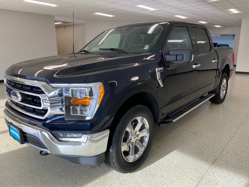 Used 2022 Ford F-150 XLT 4WD Supercrew 5.5 Box Truck SuperCrew Cab