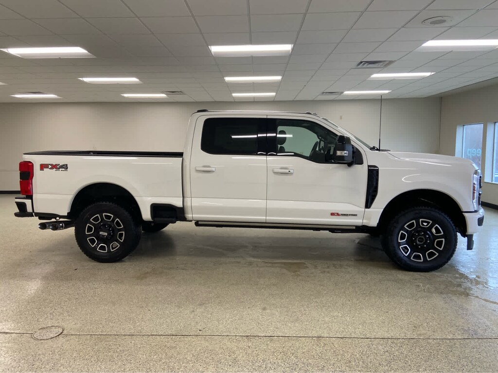 New 2026 Ford Super Duty F-350 SRW Platinum