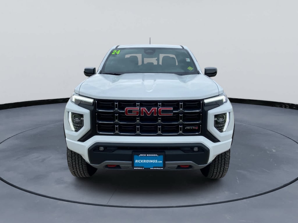 Used 2024 GMC Canyon 4WD AT4 Crew Cab Truck Crew Cab