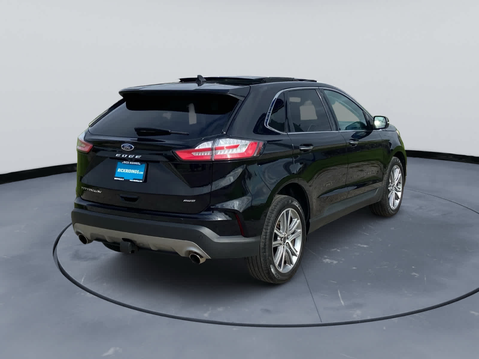 Used 2024 Ford Edge Titanium SUV