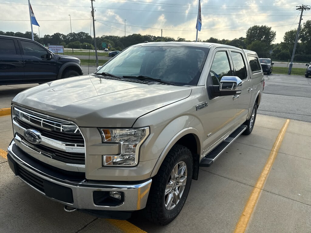 Used 2017 Ford F-150 Lariat 4WD Supercrew 5.5 Box Truck SuperCrew Cab