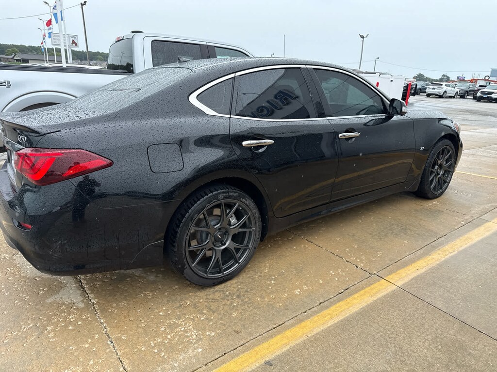 Used 2019 INFINITI Q70 3.7 Luxe Sedan