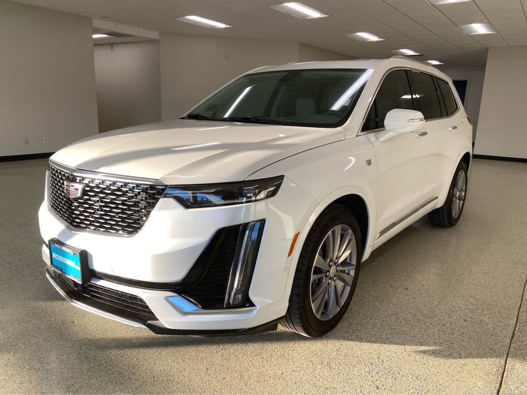 Used 2024 Cadillac XT6 FWD Premium Luxury SUV