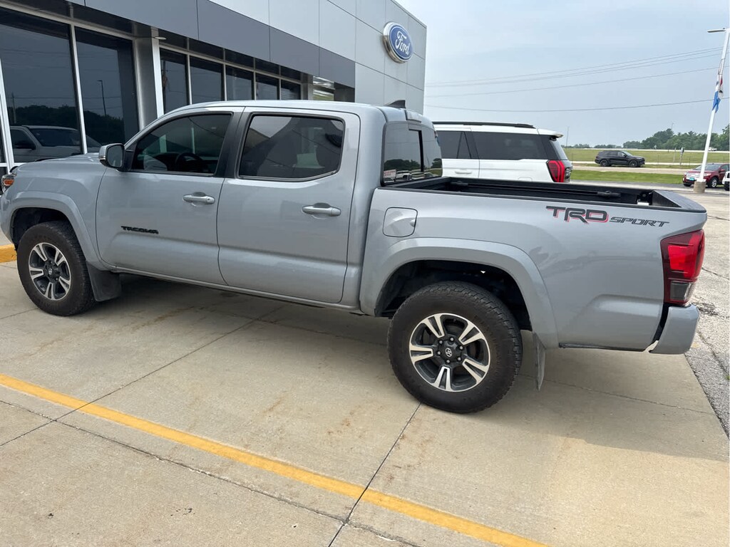 Used 2018 Toyota Tacoma TRD Sport Double Cab 5 Bed V6 4x2 AT (Natl) Truck Double Cab