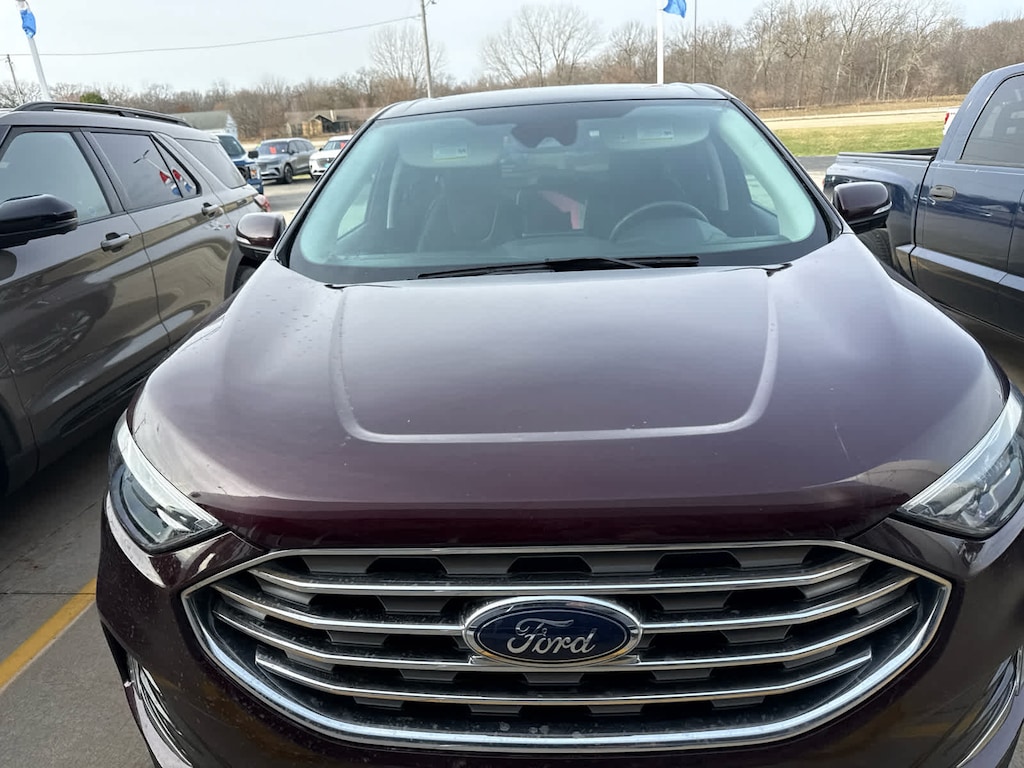 Used 2022 Ford Edge Titanium SUV