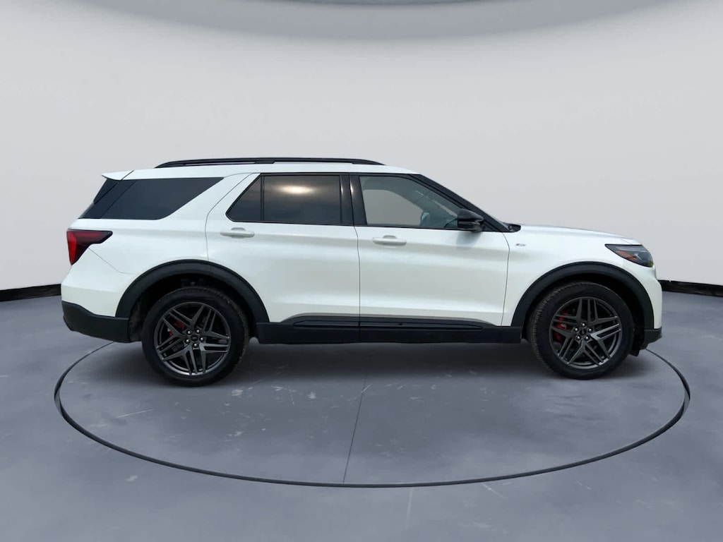 Used 2025 Ford Explorer ST-Line SUV