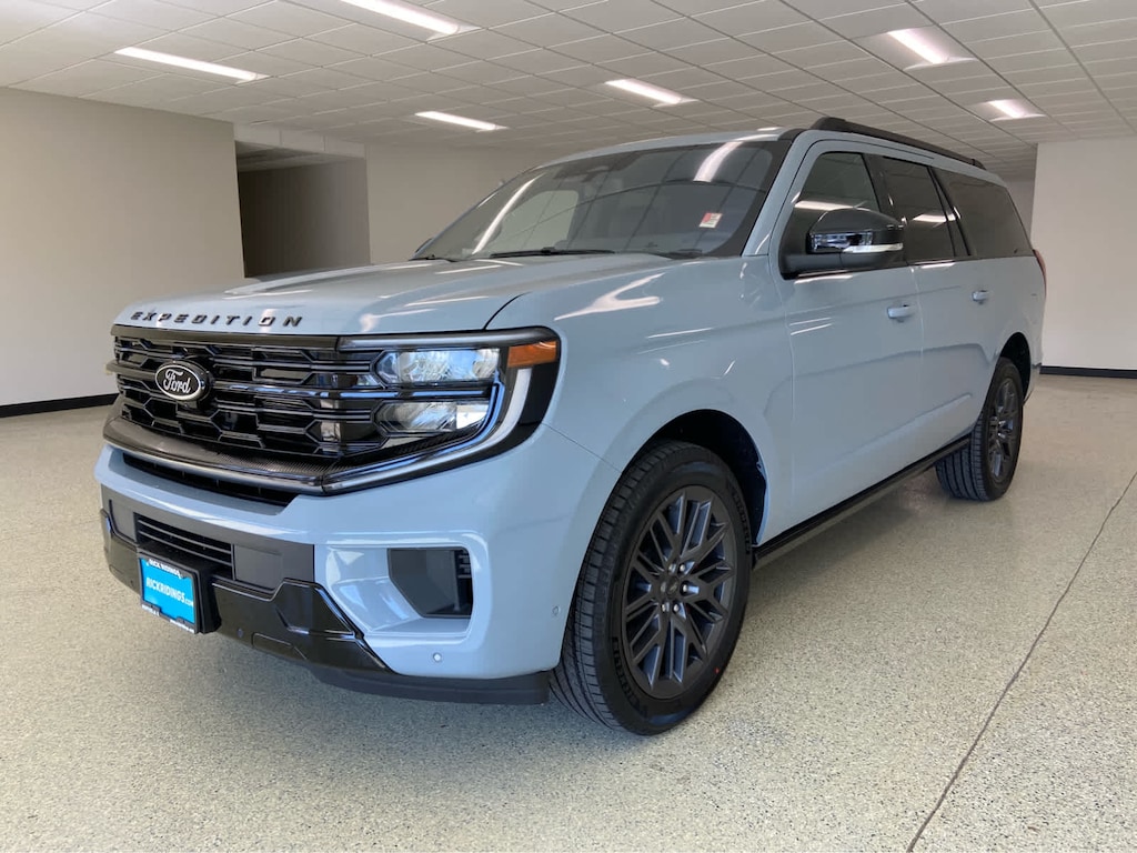 New 2025 Ford Expedition Max Platinum 4x4
