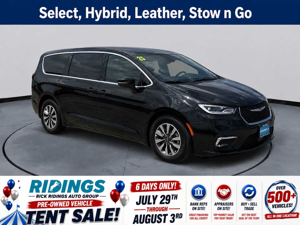 Used 2025 Chrysler Pacifica Hybrid Select Van Passenger Van