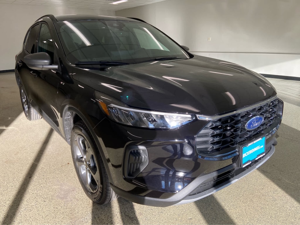 New 2026 Ford Escape ST-Line AWD