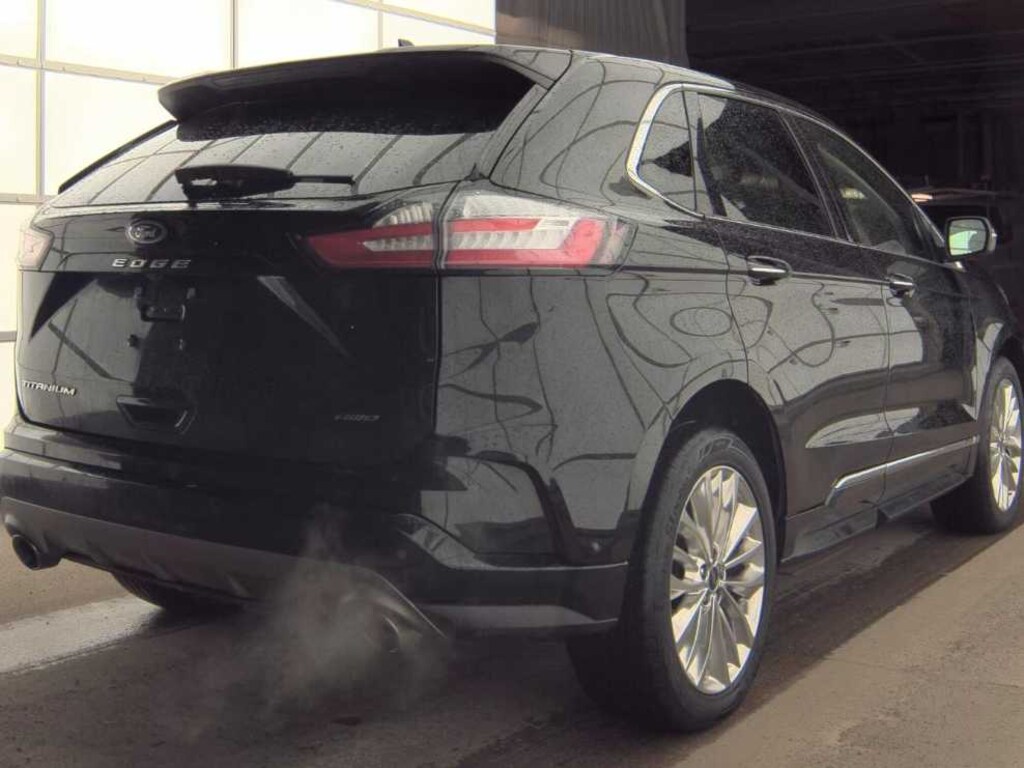 Used 2023 Ford Edge Titanium SUV