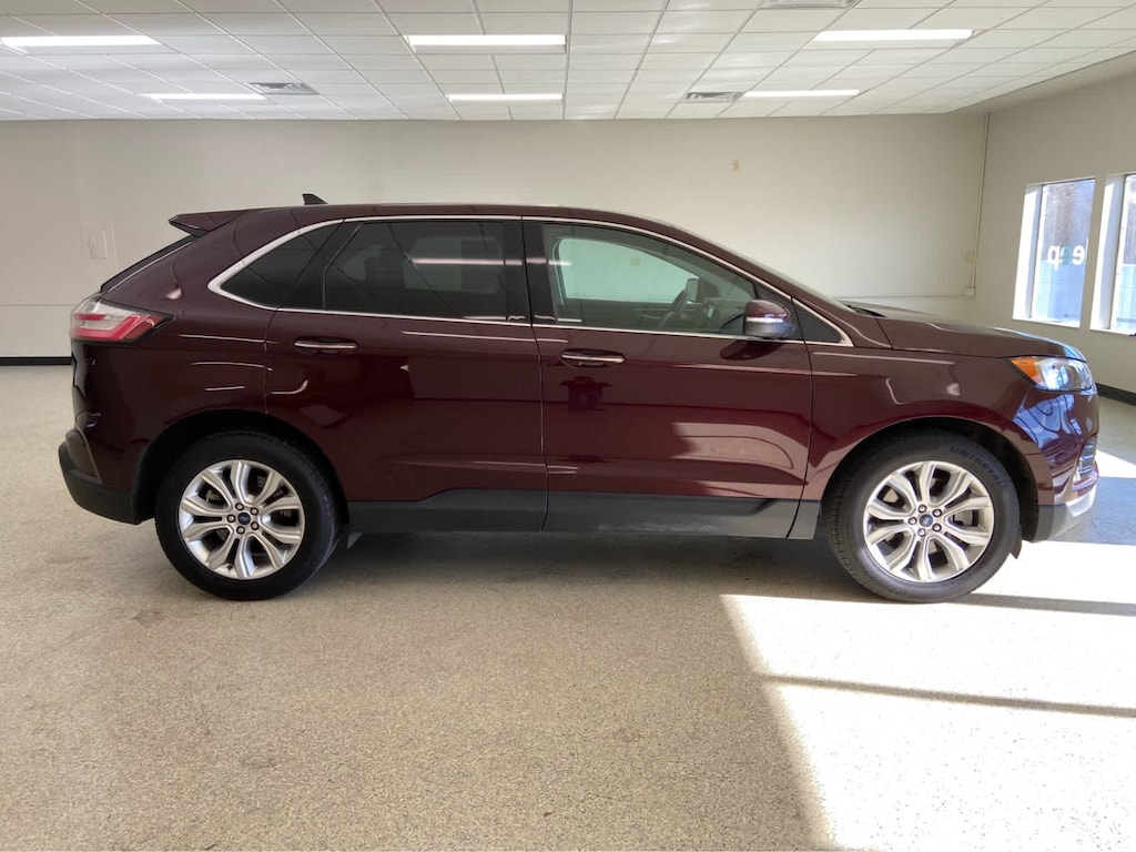Used 2022 Ford Edge Titanium SUV