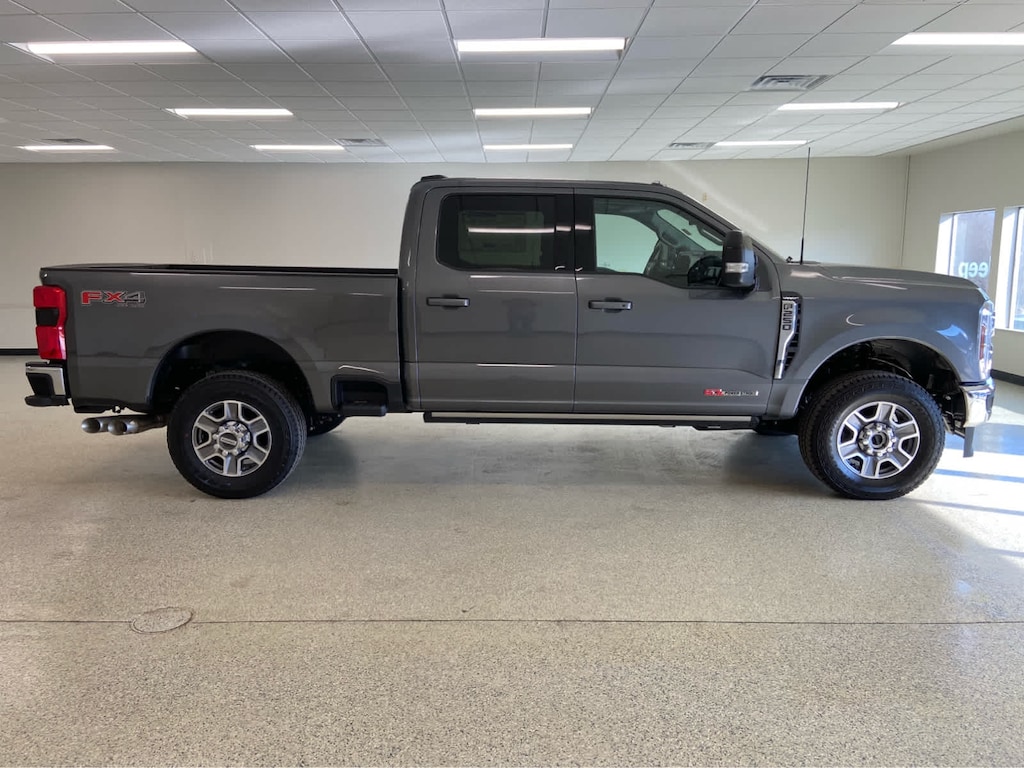 New 2026 Ford Super Duty F-250 SRW Lariat