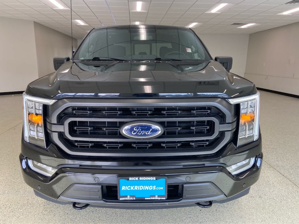 Used 2022 Ford F-150 XLT 4WD Supercrew 5.5 Box Truck SuperCrew Cab