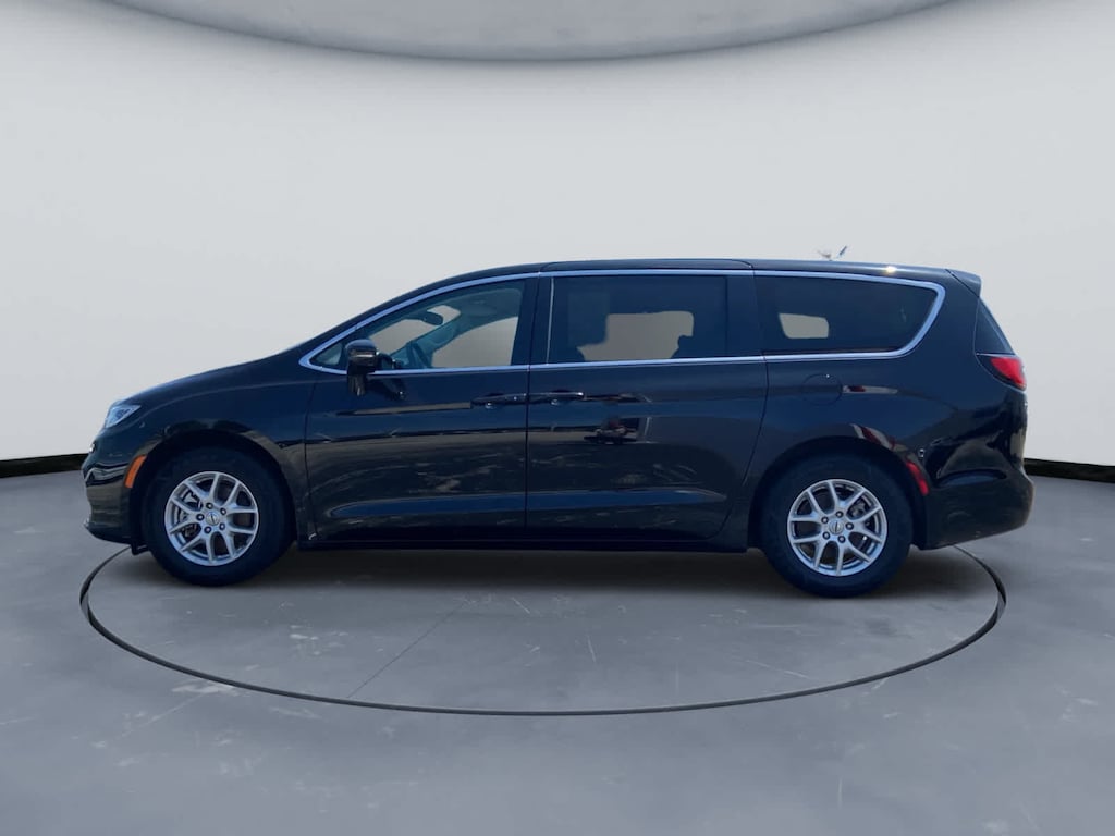 Used 2024 Chrysler Pacifica Touring L Van Passenger Van