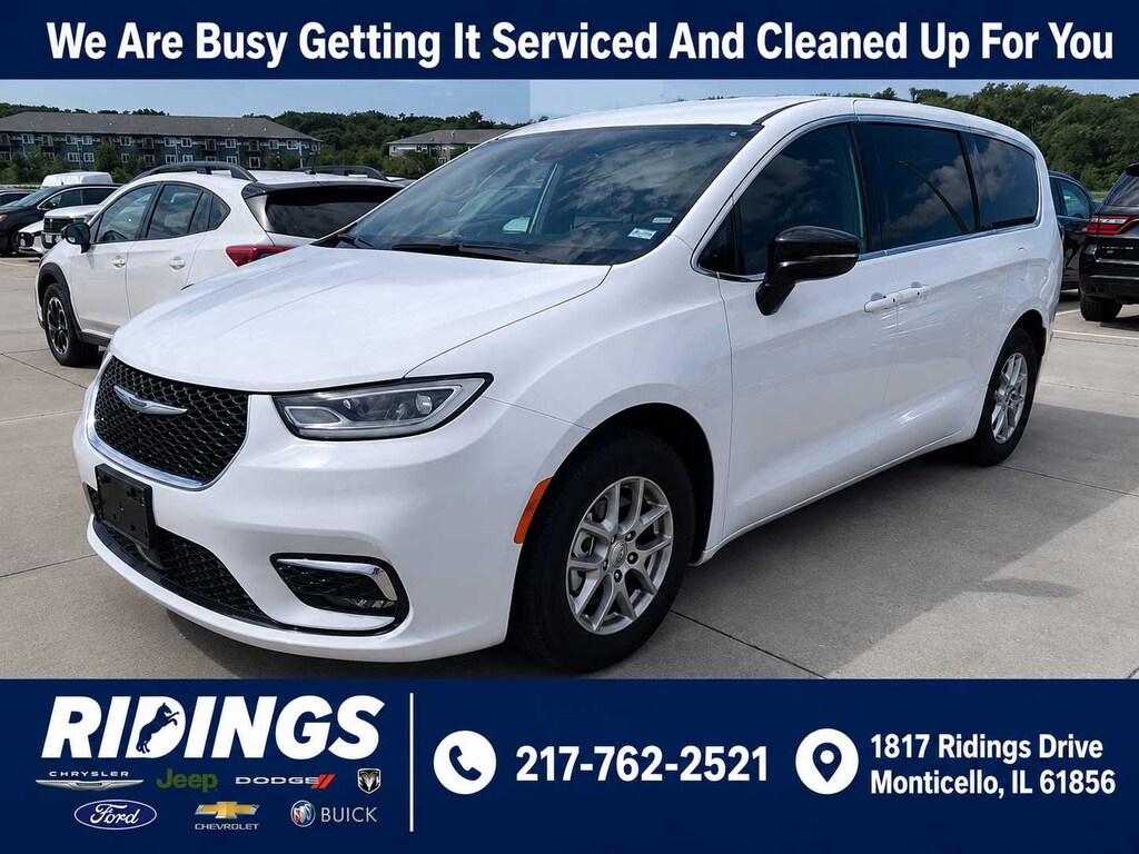 Used 2025 Chrysler Pacifica Select Van Passenger Van