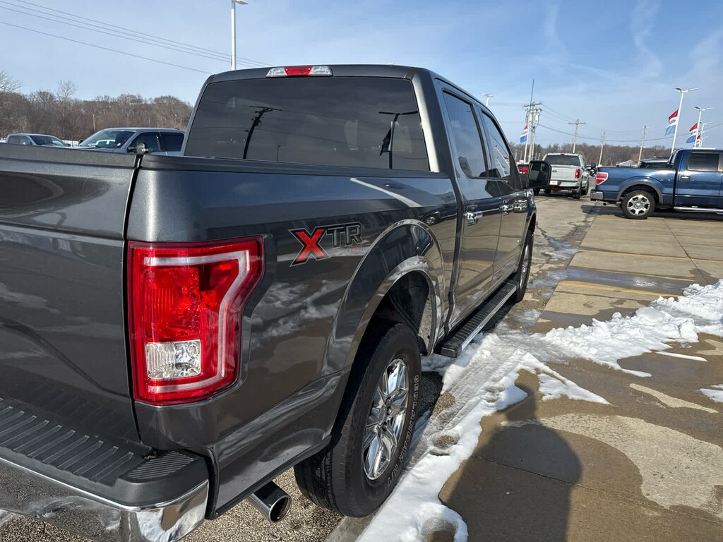 Used 2017 Ford F-150 XLT 4WD Supercrew 5.5 Box Truck SuperCrew Cab