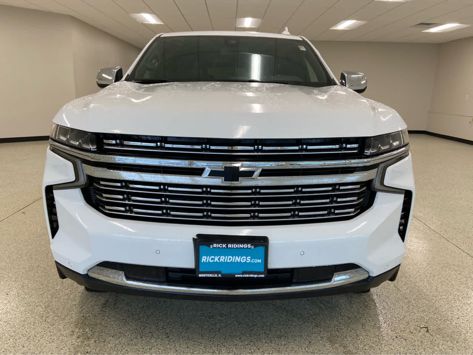 2021 Chevrolet Tahoe Premier photo 2