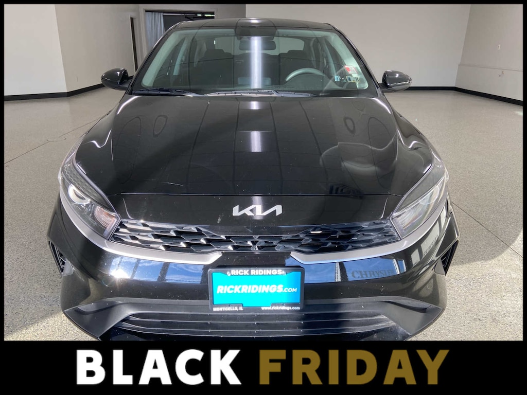 Used 2023 Kia Forte LXS Sedan