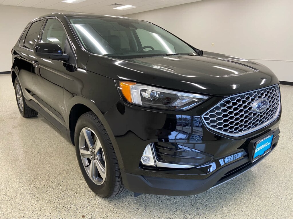 Used 2024 Ford Edge SEL SUV