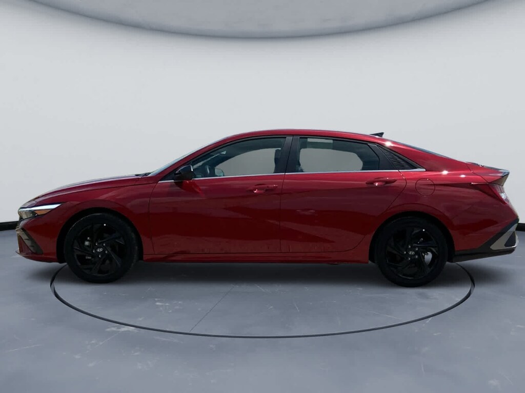 Used 2026 Hyundai Elantra SEL Sport Premium Sedan