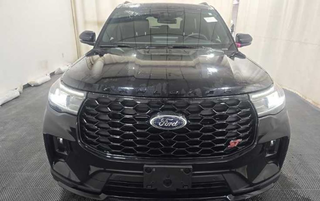 Used 2025 Ford Explorer ST SUV