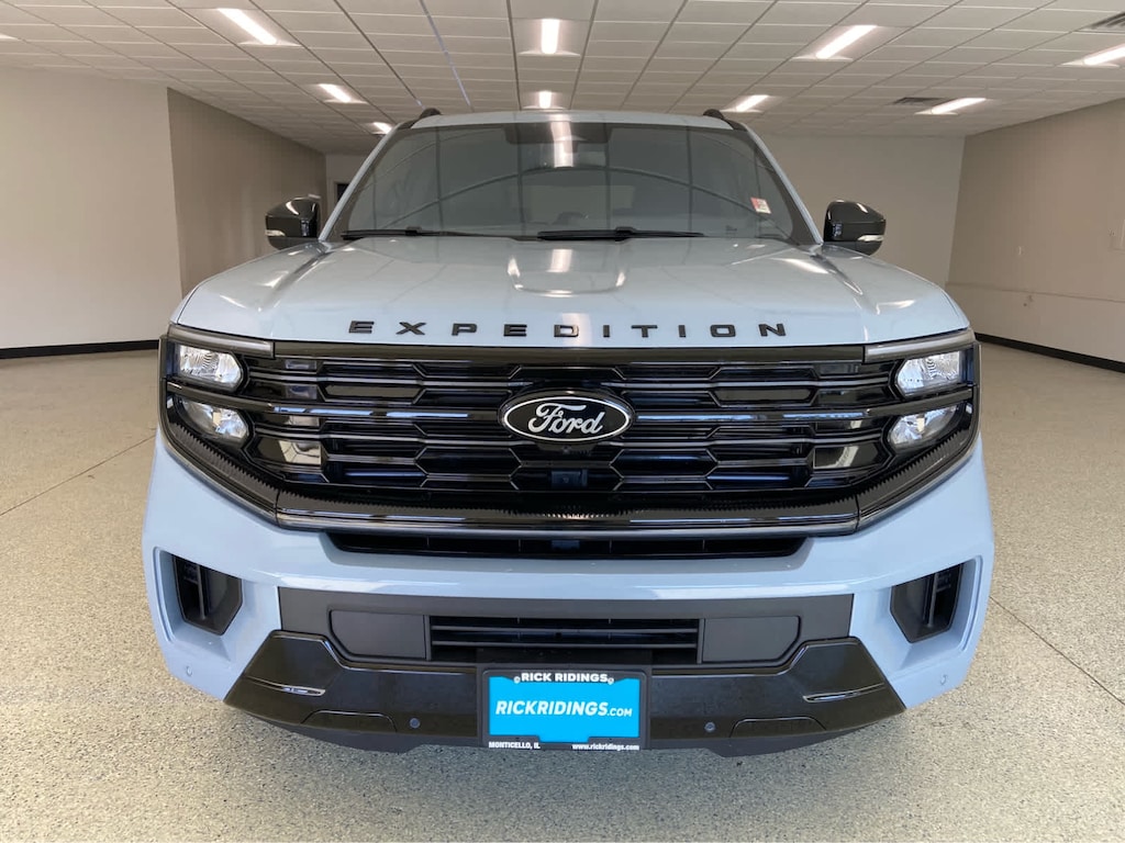 New 2025 Ford Expedition Max Platinum 4x4