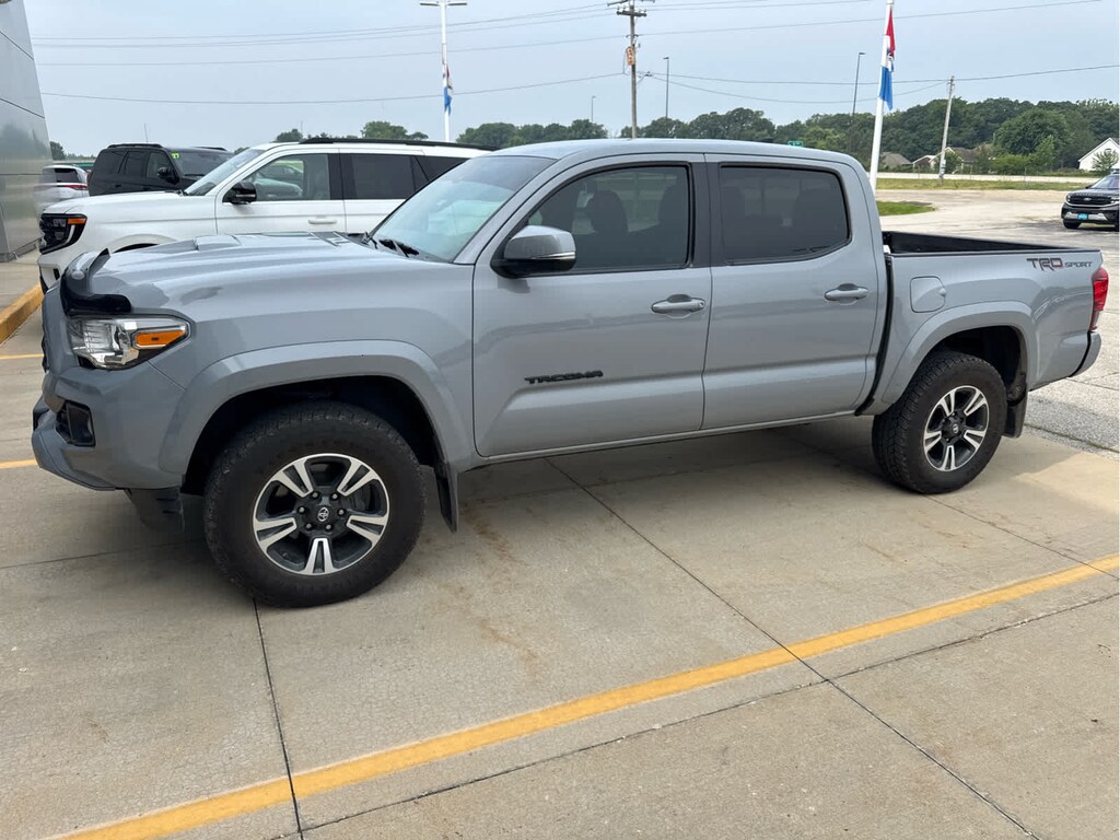 Used 2018 Toyota Tacoma TRD Sport Double Cab 5 Bed V6 4x2 AT (Natl) Truck Double Cab