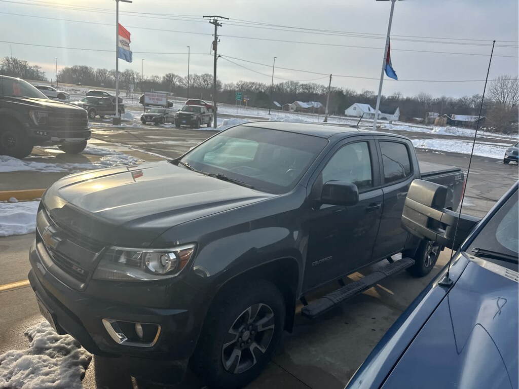 Used 2017 Chevrolet Colorado 4WD Z71 Crew Cab 128.3 Truck Crew Cab