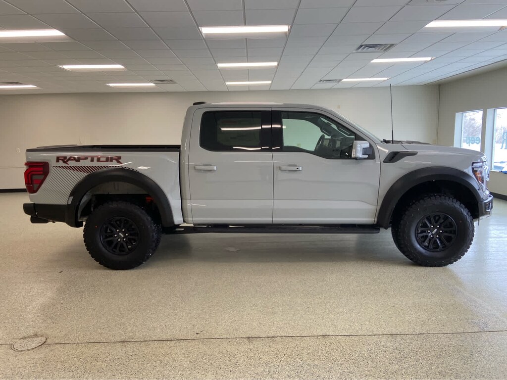 New 2026 Ford F-150 Raptor 4WD Supercrew 5.5 Box 4WD SuperCrew 5.5 Box