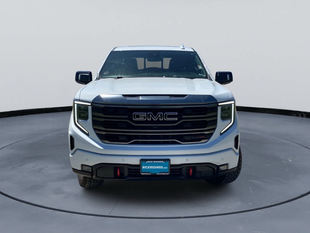 Used 2024 GMC Sierra 1500 AT4 4WD Crew Cab 147 Truck Crew Cab
