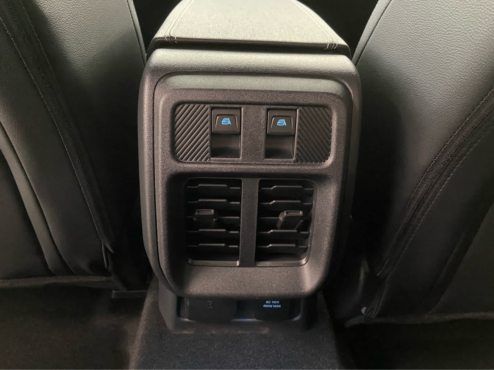 2026 Ford Bronco 4-Door Outer Banks - Photo 16