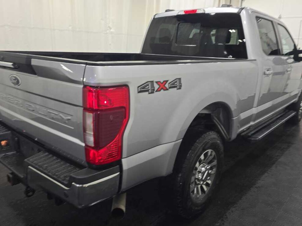 Used 2022 Ford Super Duty F-250 SRW Lariat 4WD Crew Cab 6.75 Box Truck Crew Cab