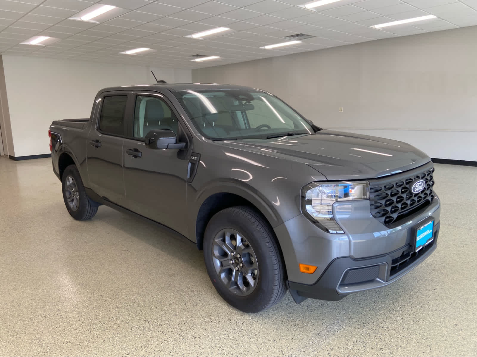 2025 Ford Maverick XLT photo 3