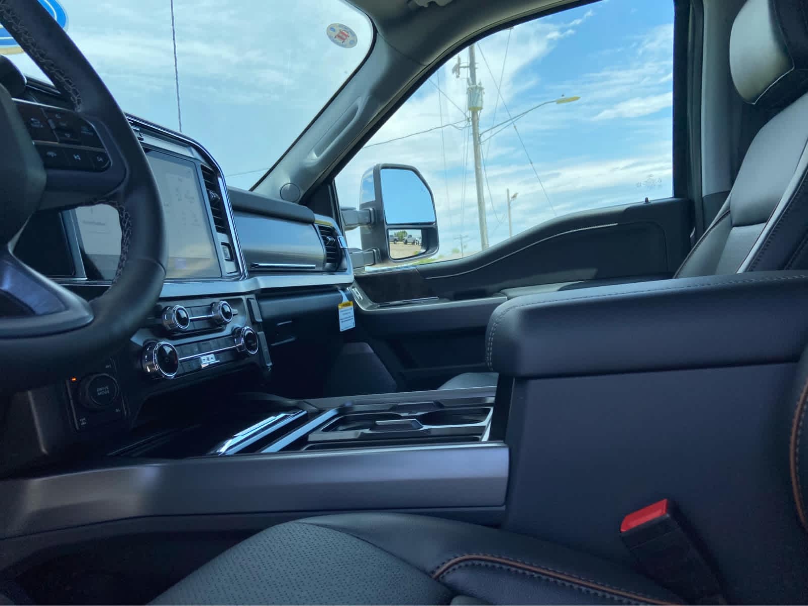 2026 Ford F-350 Super Duty Lariat - Photo 32