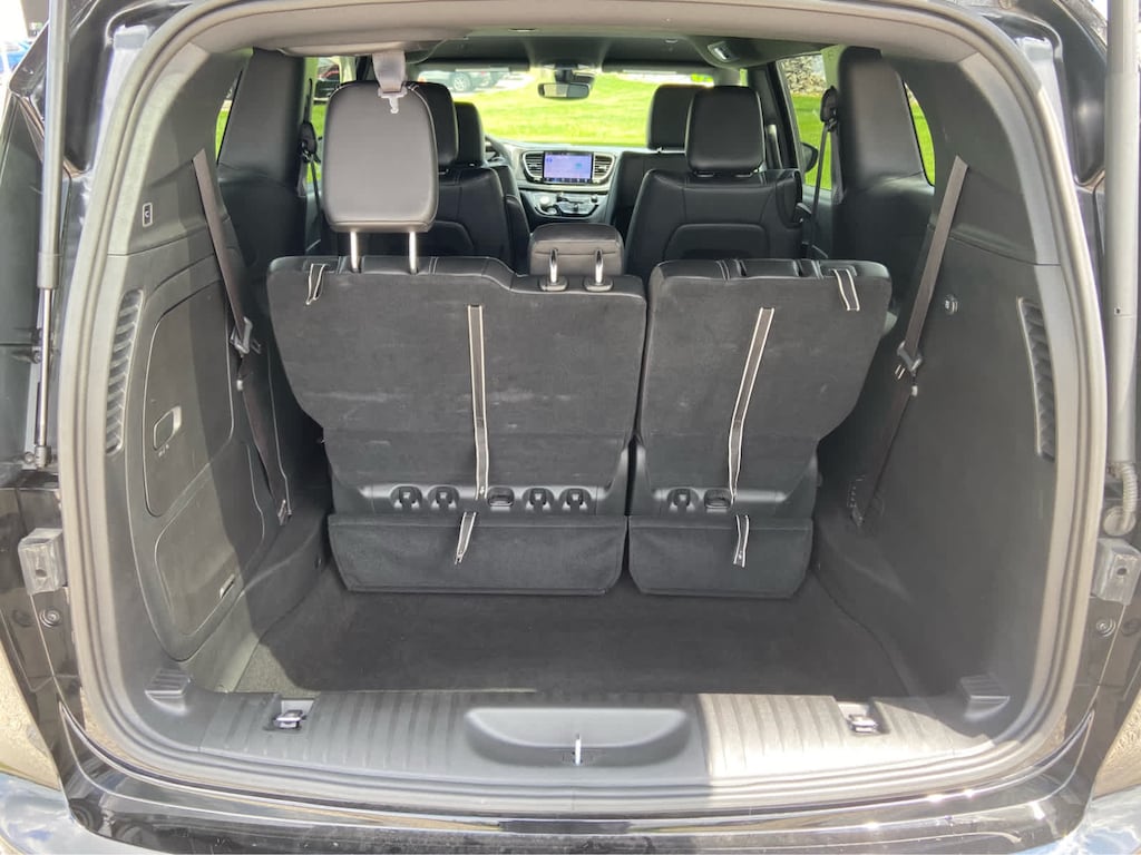 Used 2025 Chrysler Pacifica Hybrid Select Van Passenger Van