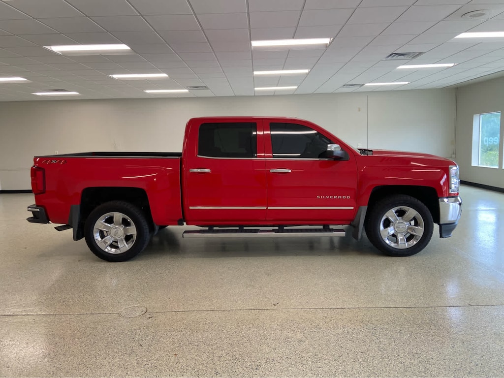 Used 2018 Chevrolet Silverado 1500 LTZ 4WD Crew Cab 143.5 Truck Crew Cab