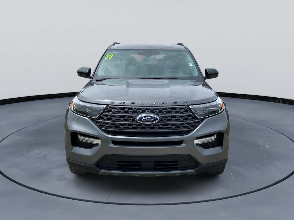 Used 2023 Ford Explorer XLT SUV