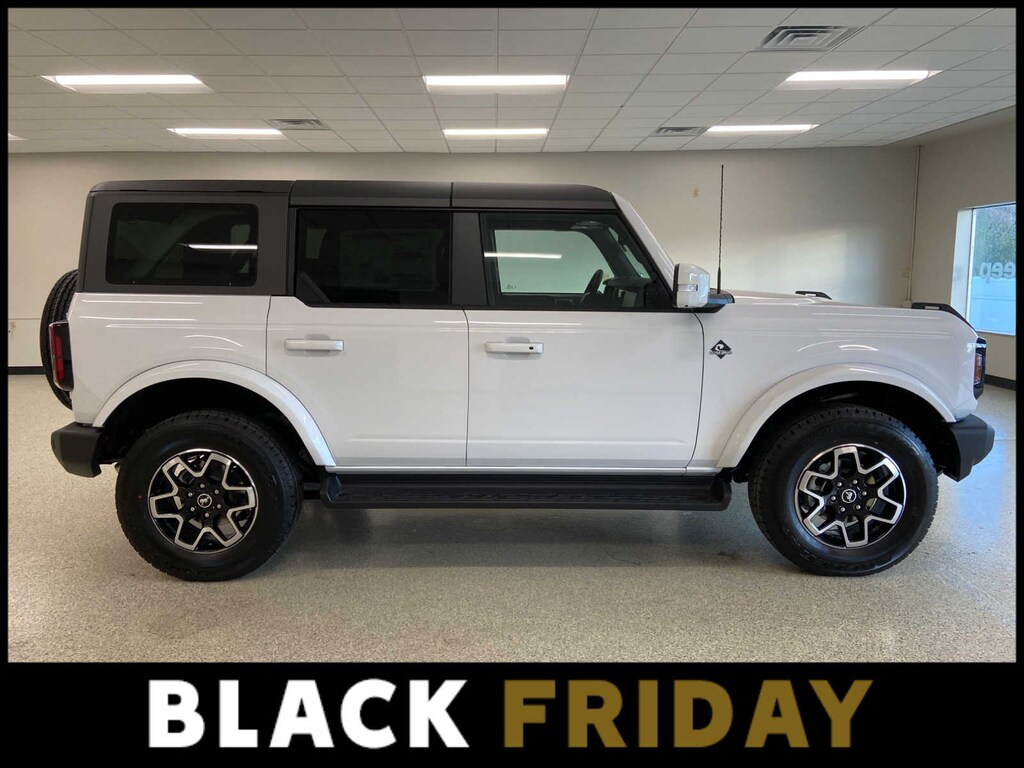 New 2025 Ford Bronco Outer Banks 4x4