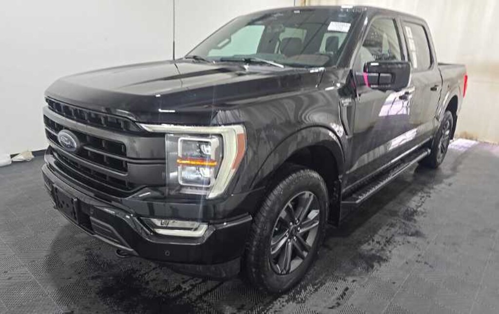 Used 2023 Ford F-150 Lariat 4WD Supercrew 5.5 Box Truck SuperCrew Cab