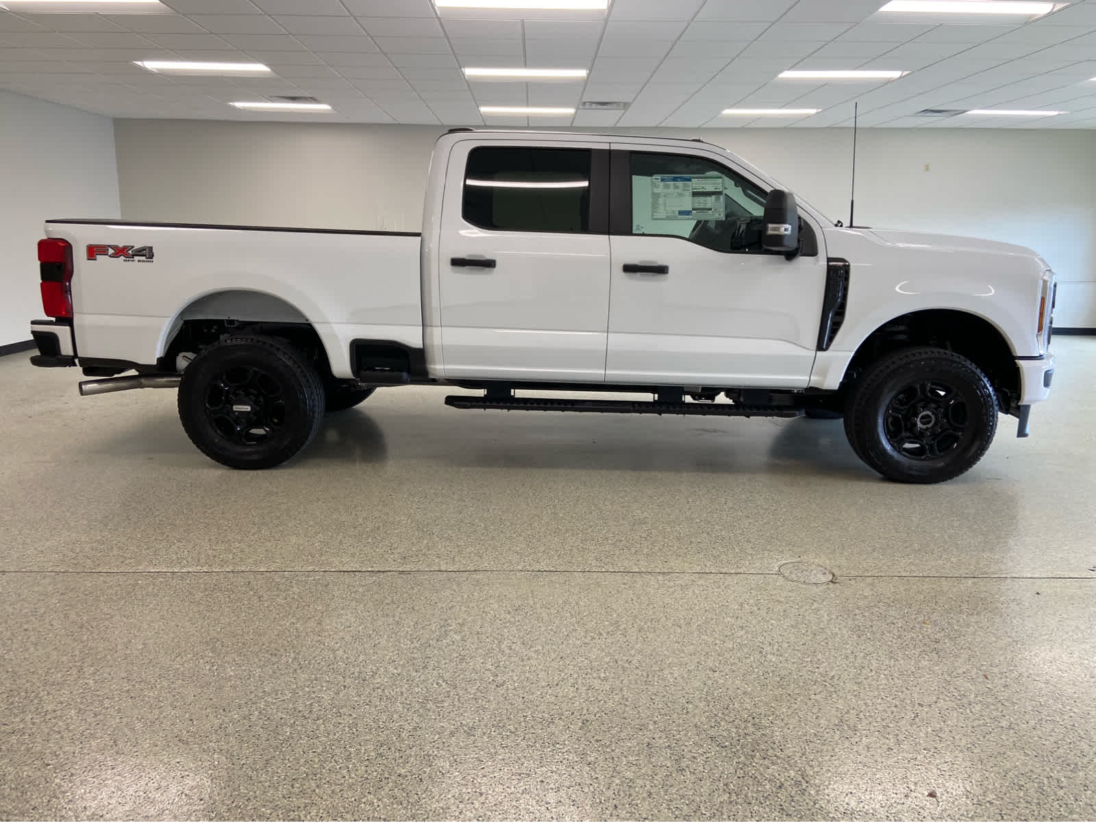 2026 Ford F-250 XL photo 4