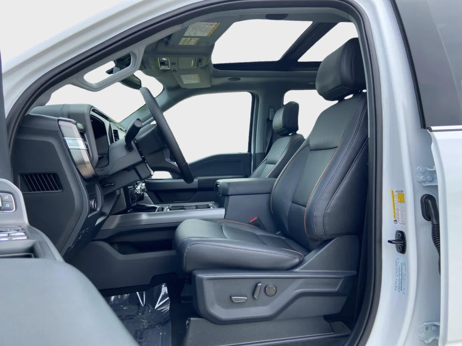 2026 Ford F-350 Super Duty Lariat - Photo 12