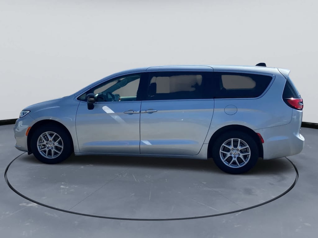 Used 2024 Chrysler Pacifica Touring L Van Passenger Van