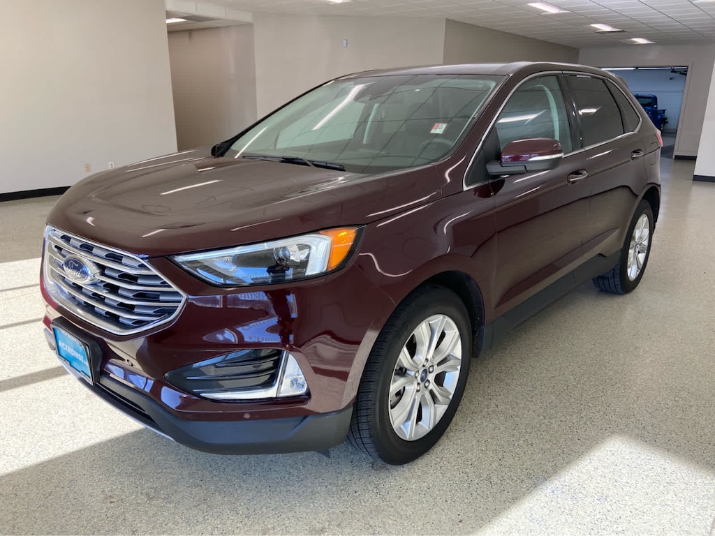 Used 2022 Ford Edge Titanium SUV