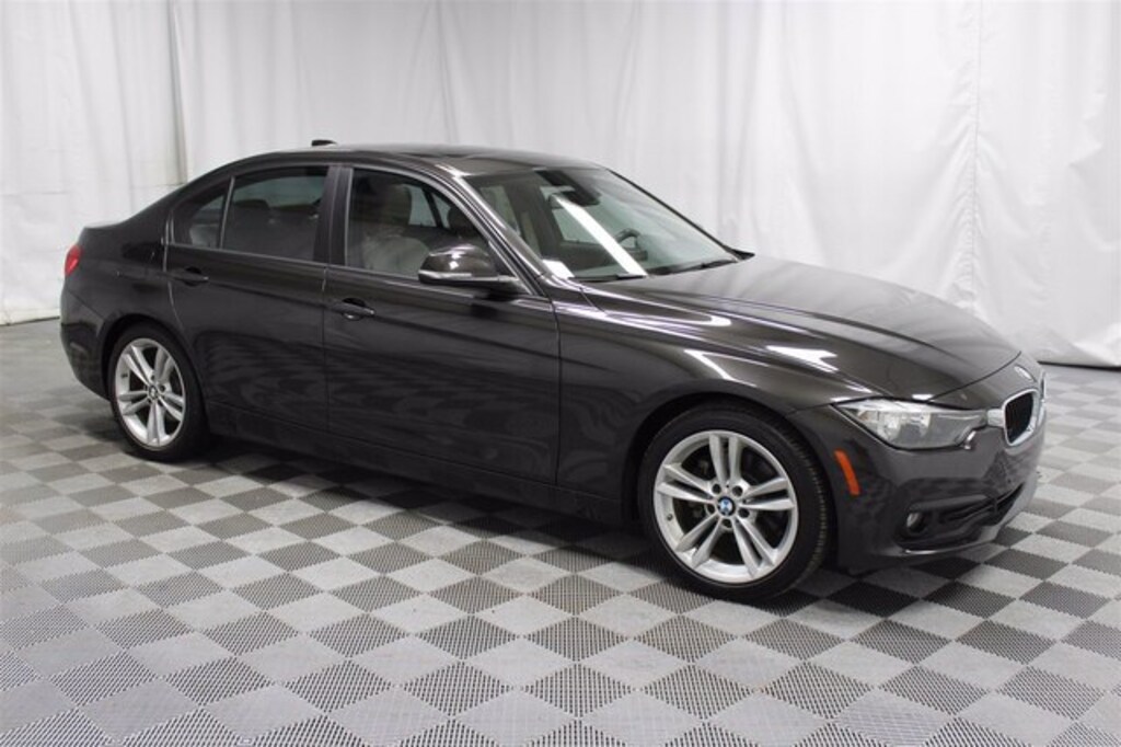 Used 2017 BMW 320i Sedan