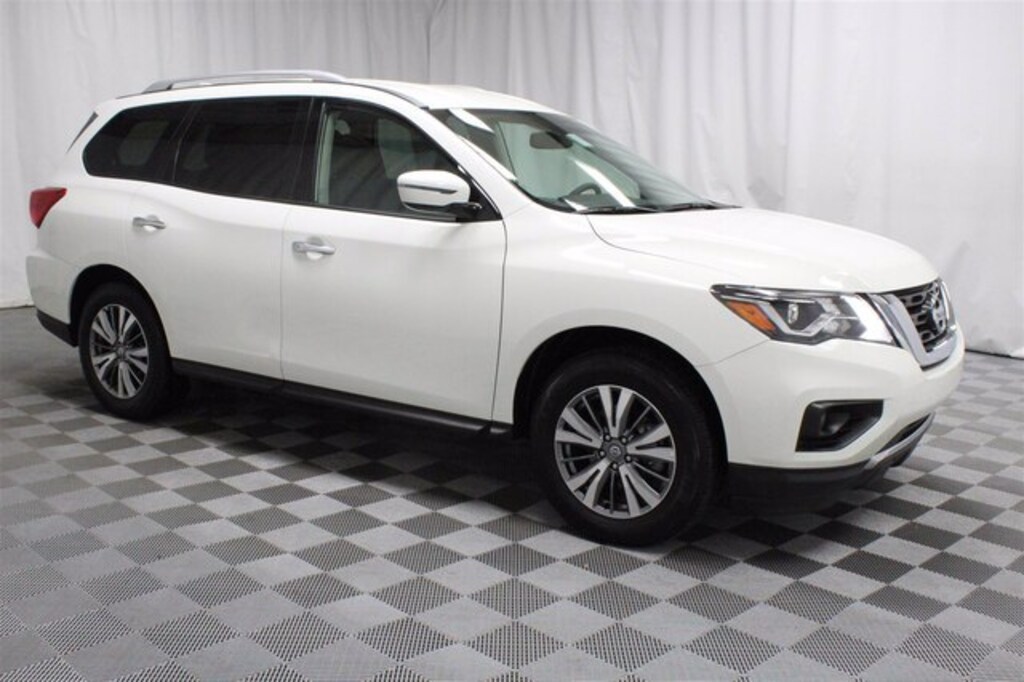 Used 2020 Nissan Pathfinder SV SUV