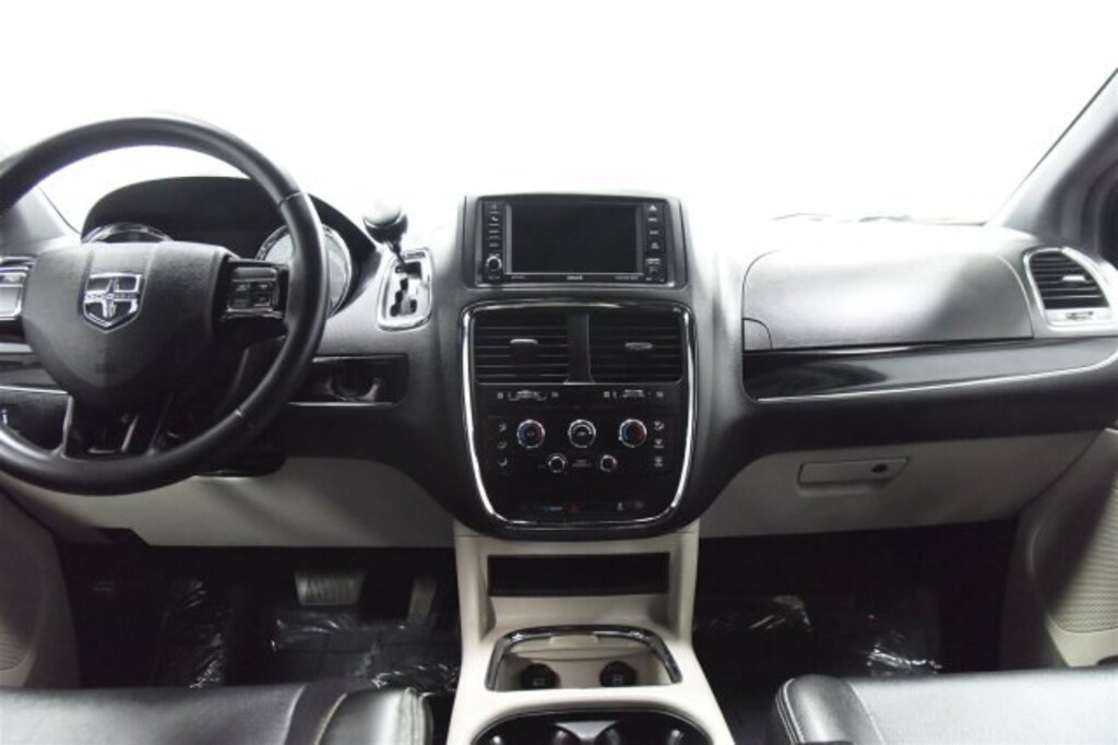 Used 2017 Dodge Grand Caravan SXT Van