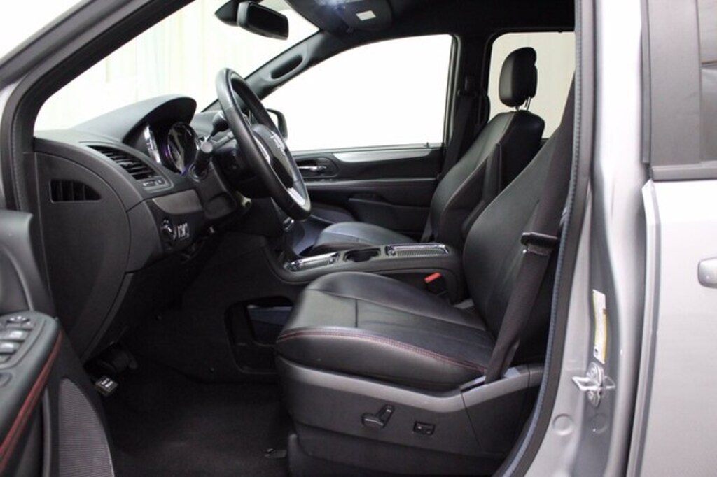 Used 2019 Dodge Grand Caravan GT Van Passenger Van