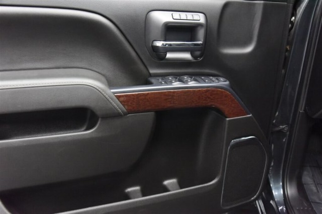 Used 2017 GMC Sierra 2500HD SLT Truck Crew Cab