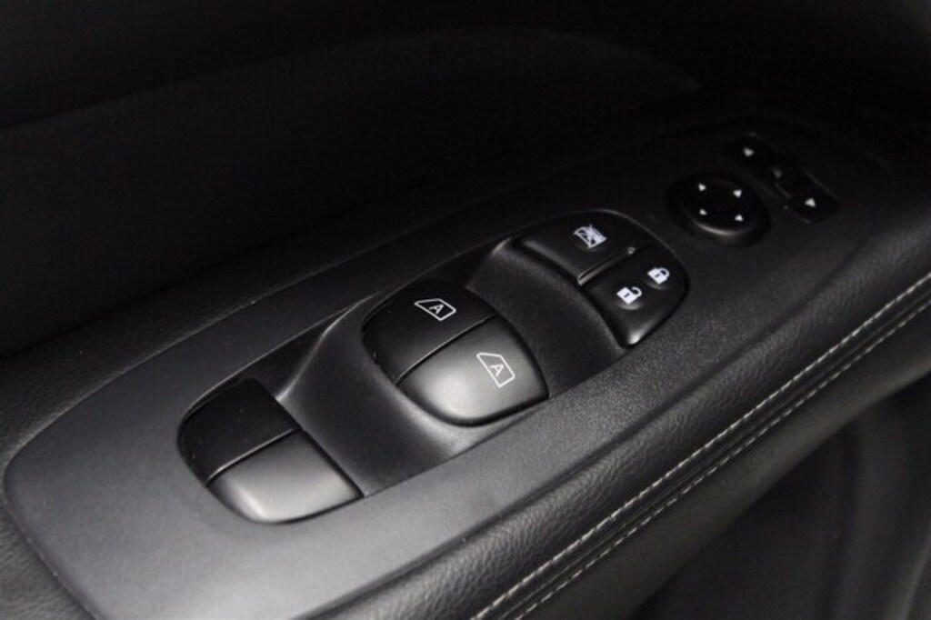 Used 2020 Nissan Pathfinder SV SUV
