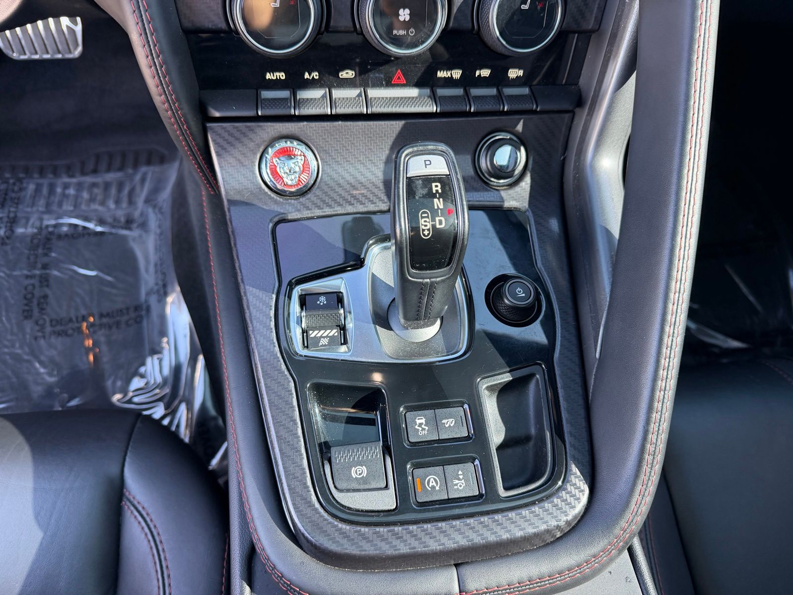 2016 Jaguar F-TYPE thumbnail 17